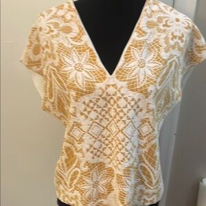 Elegant Floral Lace Top - Cream
